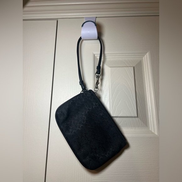 COACH Mini Wristlet Black w/ subtle metallic C's, zipper, leather trim - Picture 2 of 9